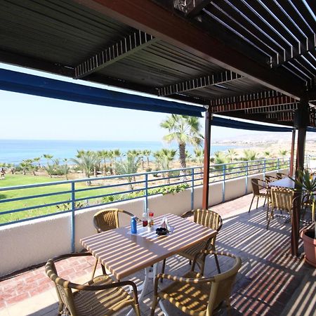 Helios Bay Hotel&Suites Klorakas Restaurante foto