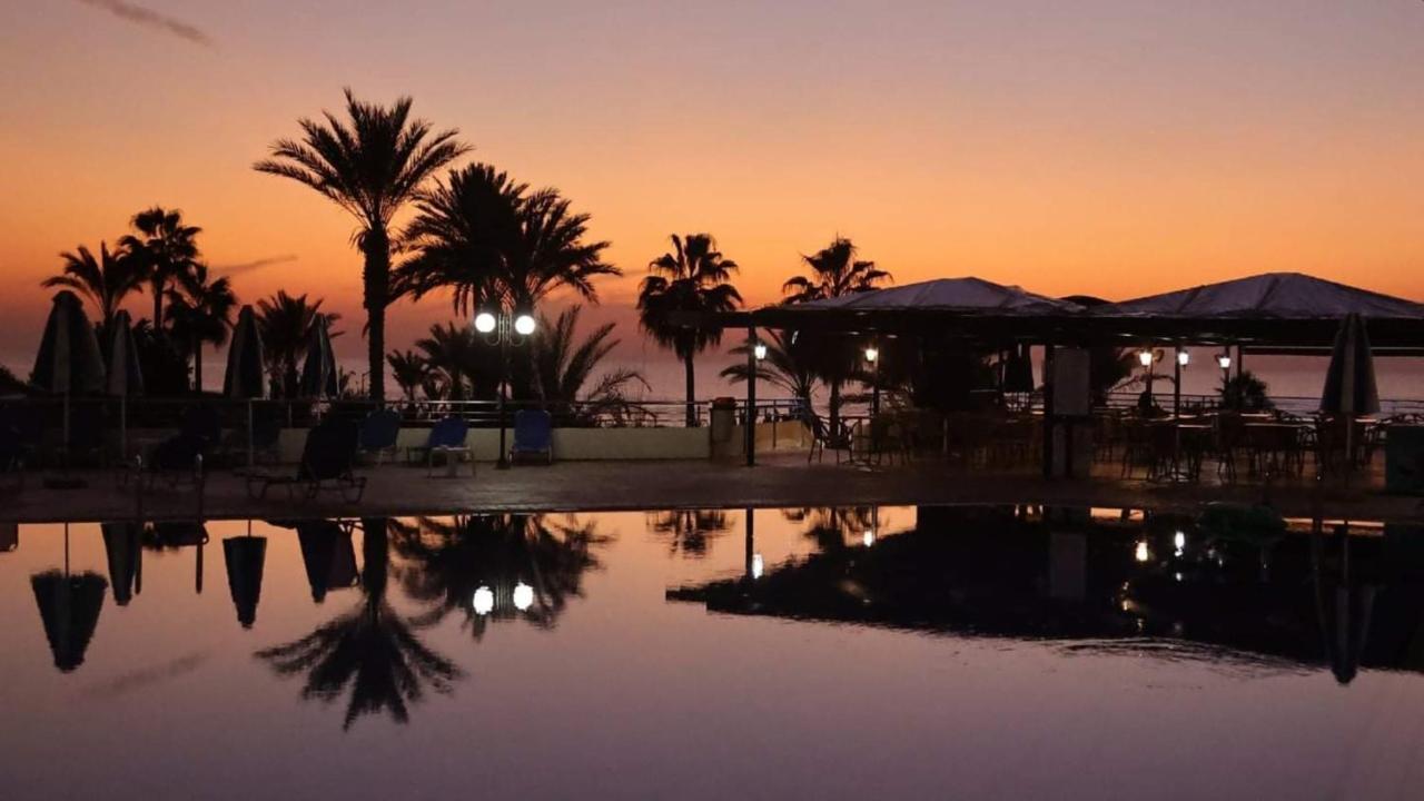 Helios Bay Hotel&Suites Klorakas Exterior foto