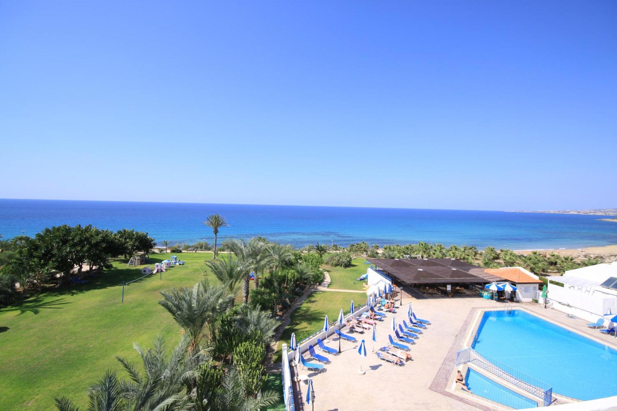 Helios Bay Hotel&Suites Klorakas Facilidades foto