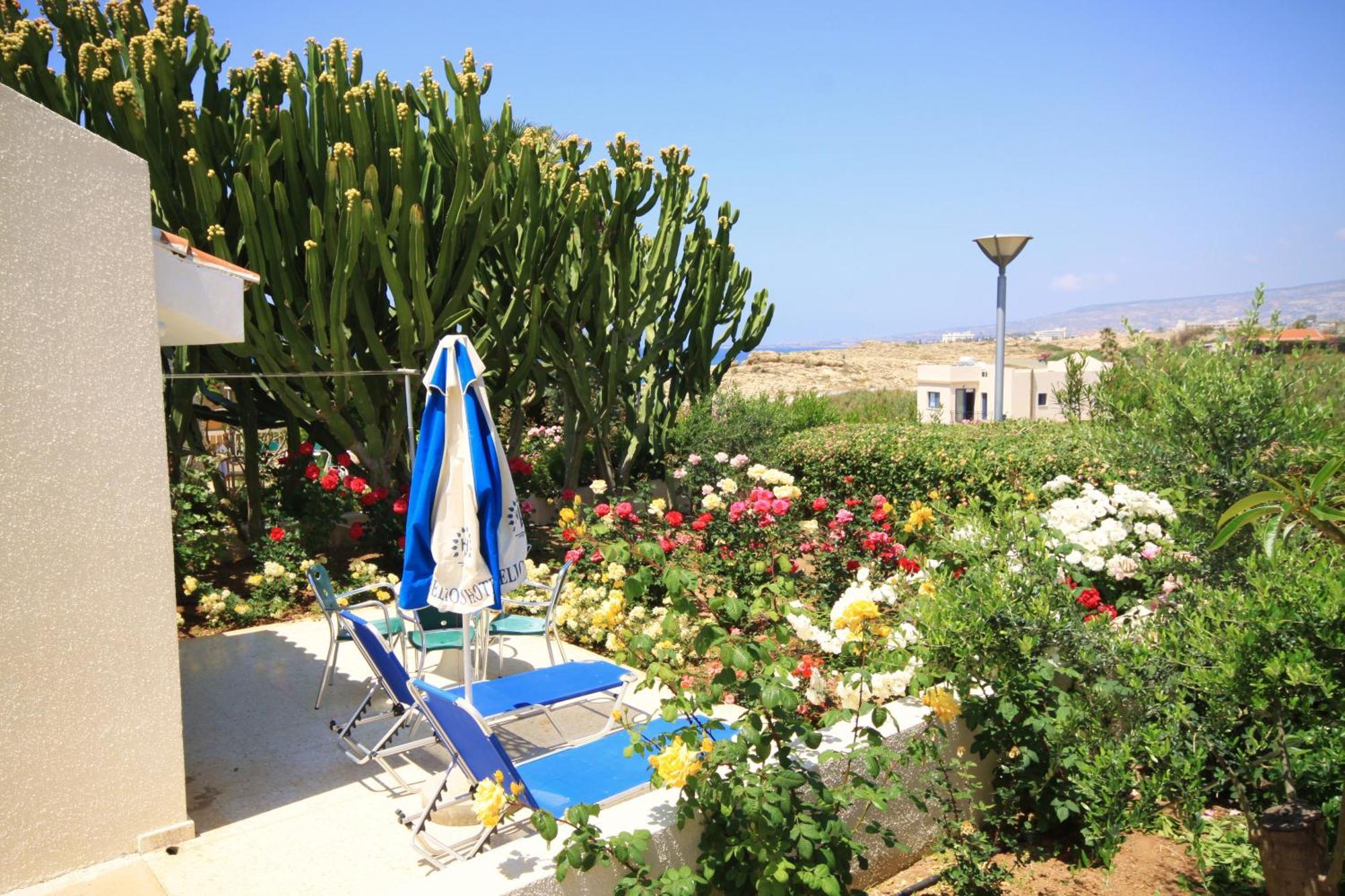 Helios Bay Hotel&Suites Klorakas Exterior foto